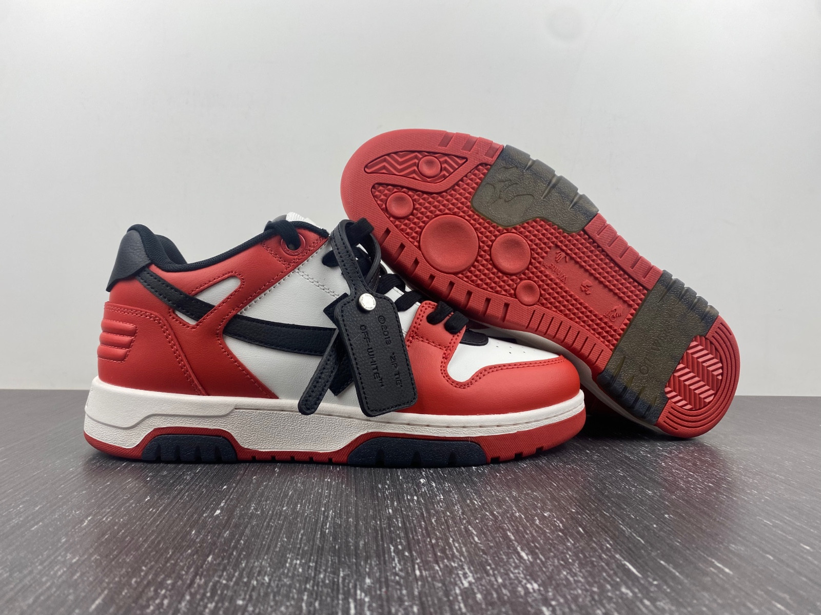 Off White GYM Sneaker