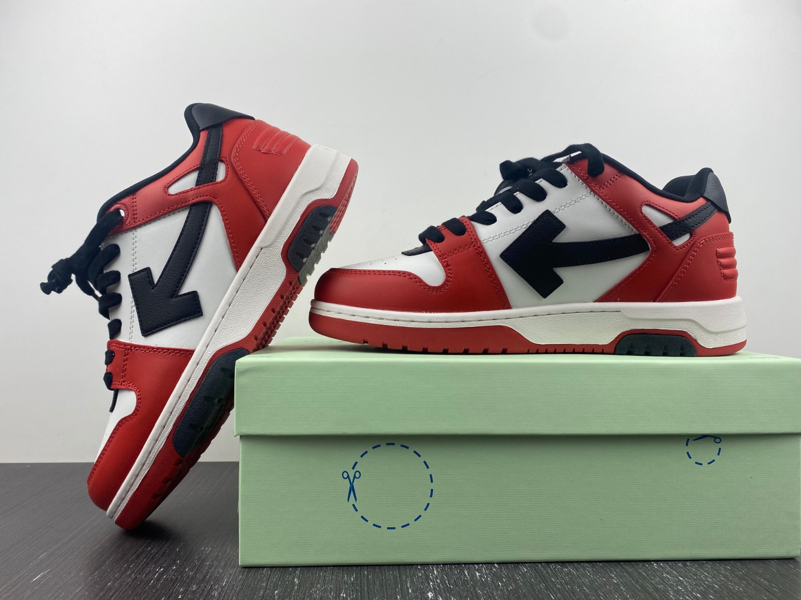 Off White GYM Sneaker