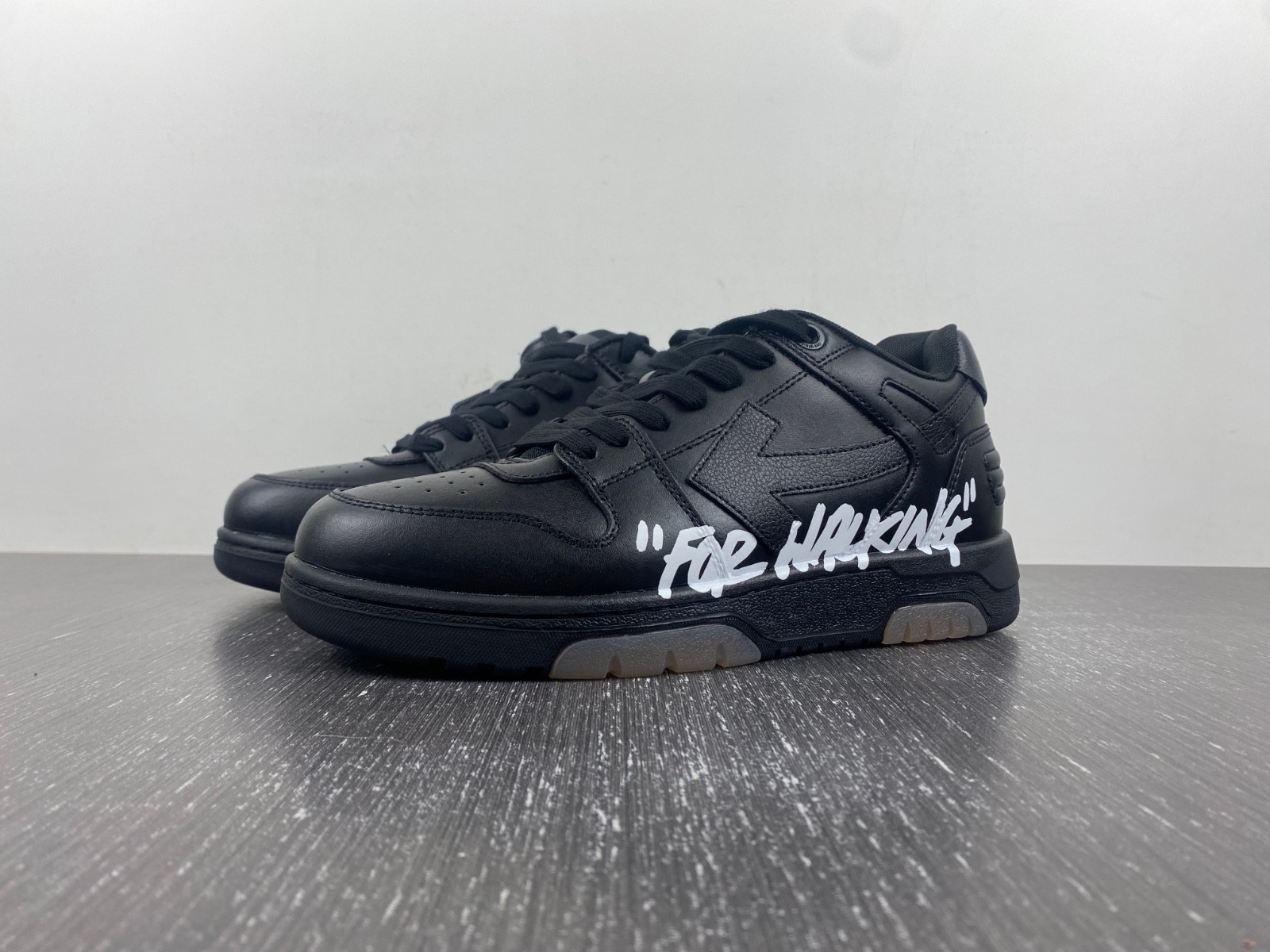 Off White GYM Sneaker