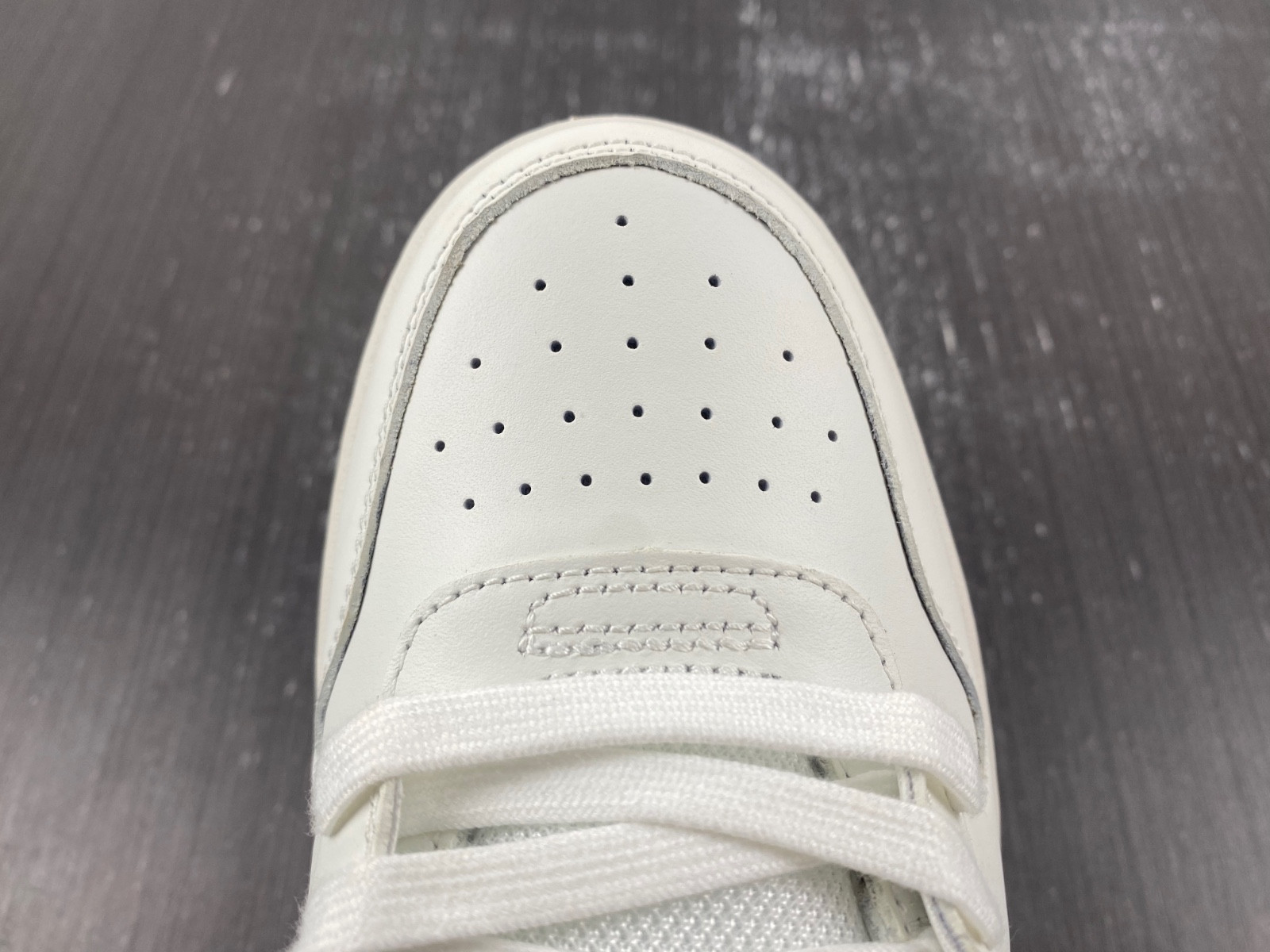 Off White GYM Sneaker