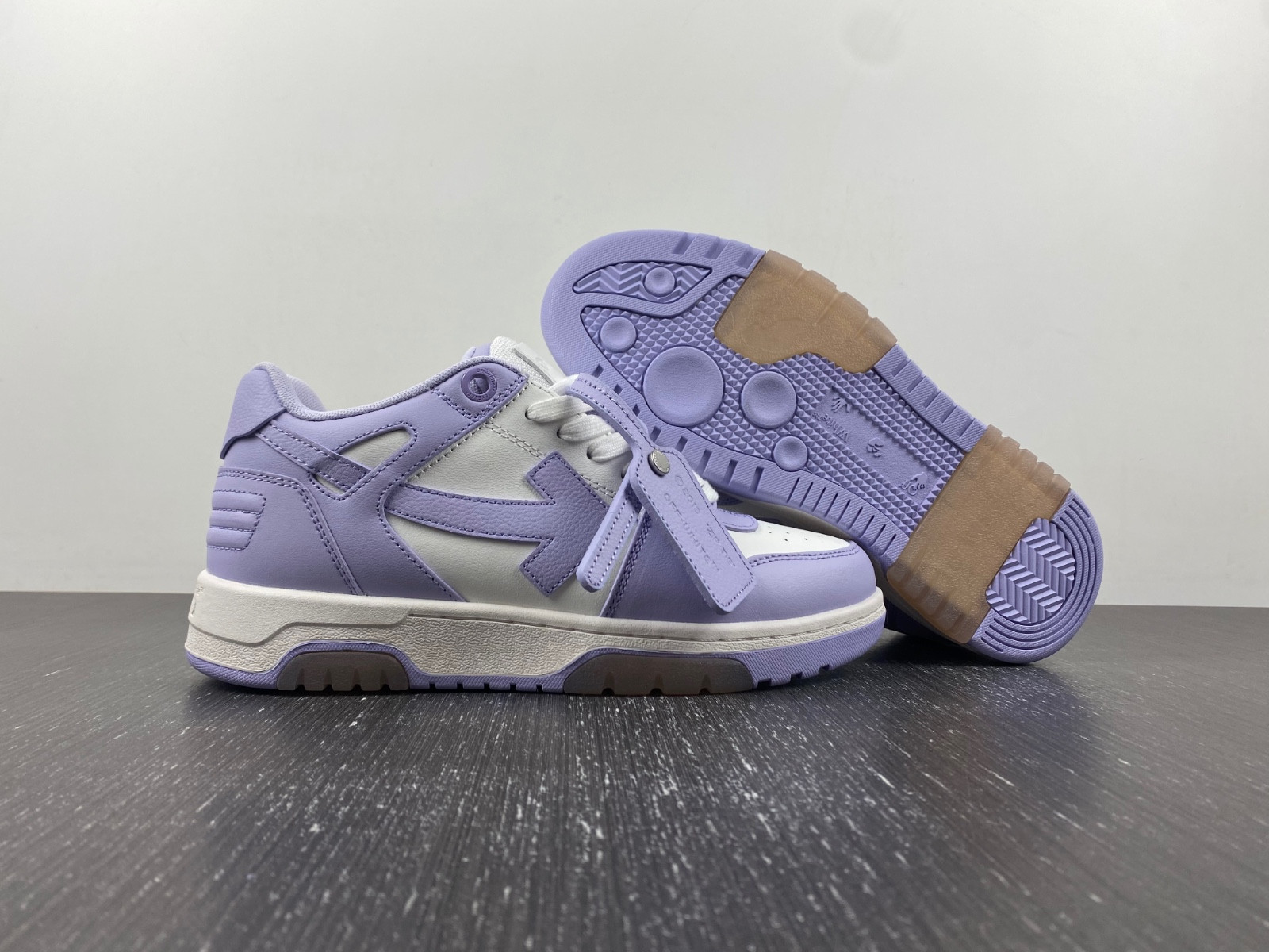 Off White GYM Sneaker