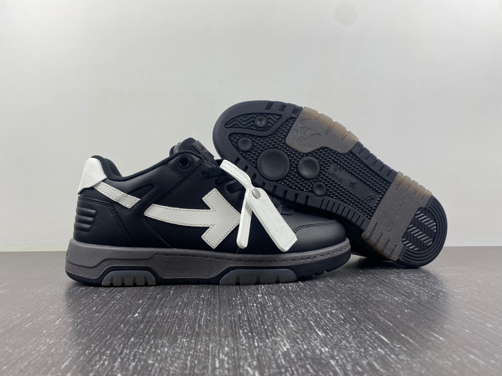 Off White GYM Sneaker
