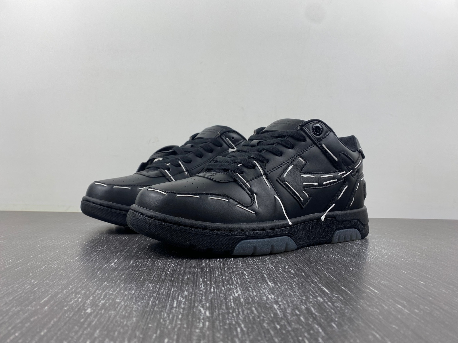 Off White GYM Sneaker
