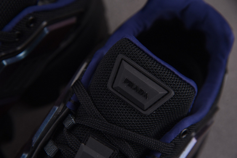 PA Sneaker