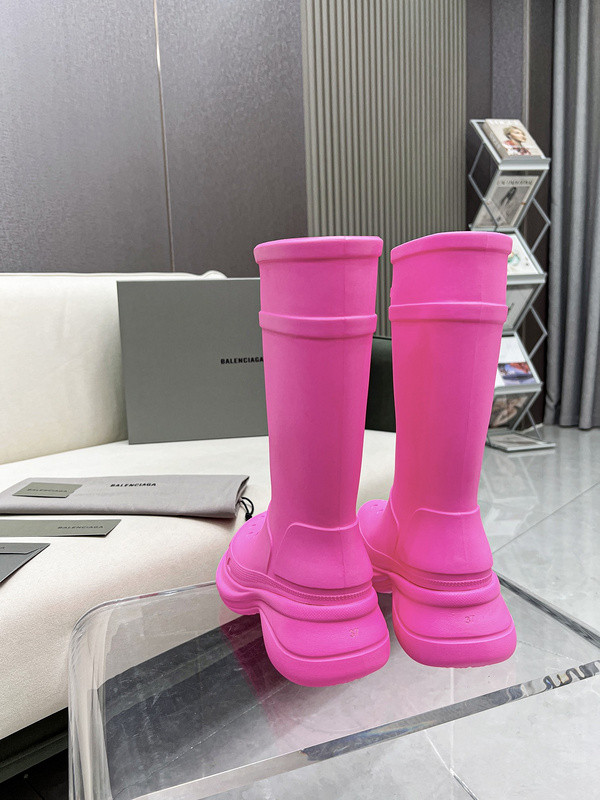 Ba*len*cia*ga boots