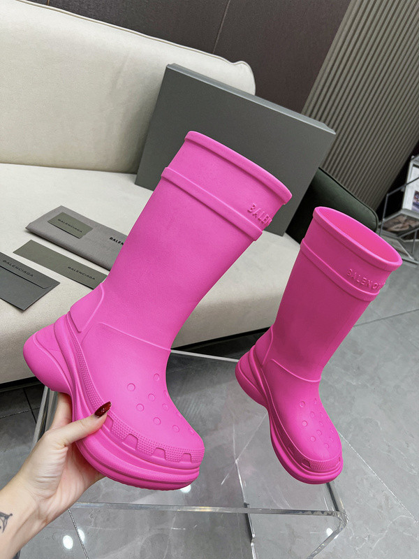 Ba*len*cia*ga boots