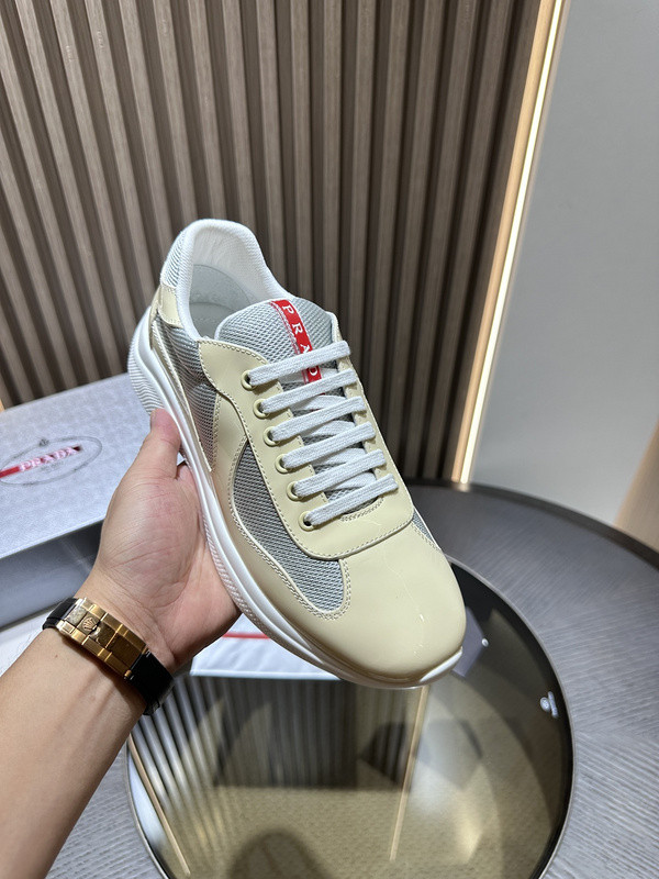 PA Low Sneakers