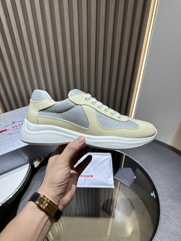 PA Low Sneakers
