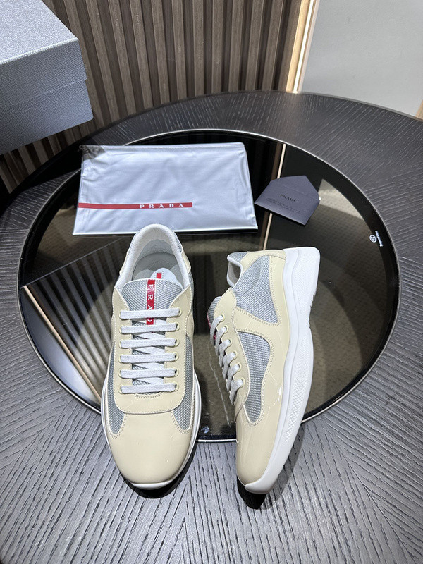 PA Low Sneakers