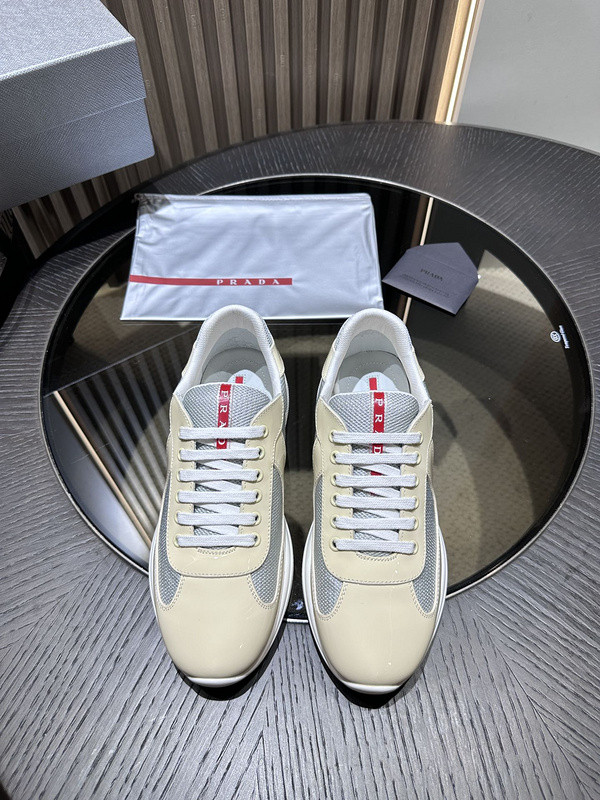 PA Low Sneakers