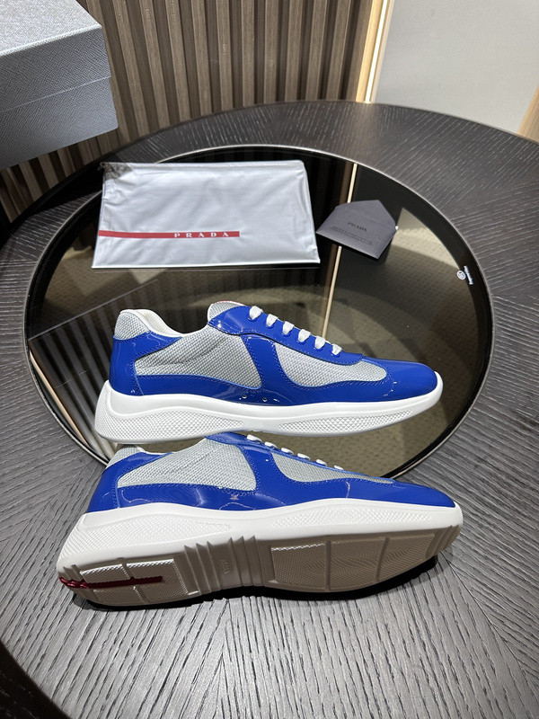 PA Low Sneakers