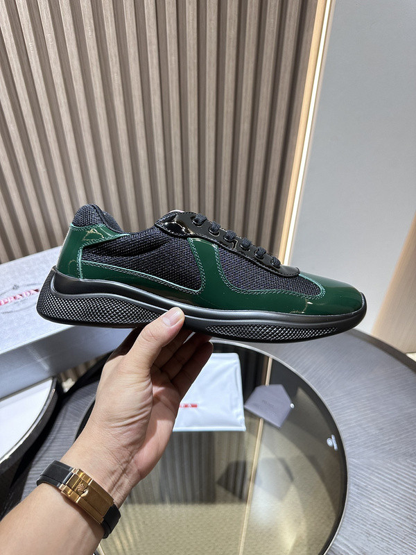 PA Low Sneakers