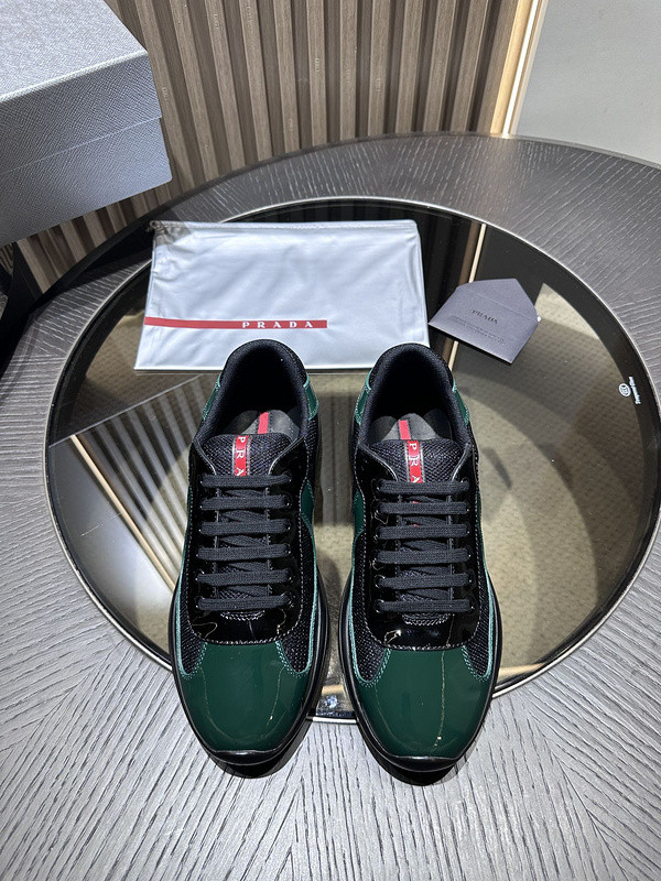 PA Low Sneakers