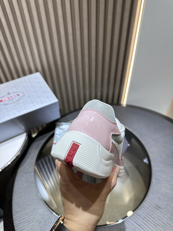 PA Low Sneakers