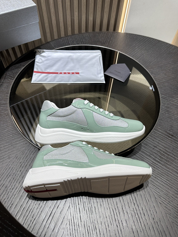 PA Low Sneakers
