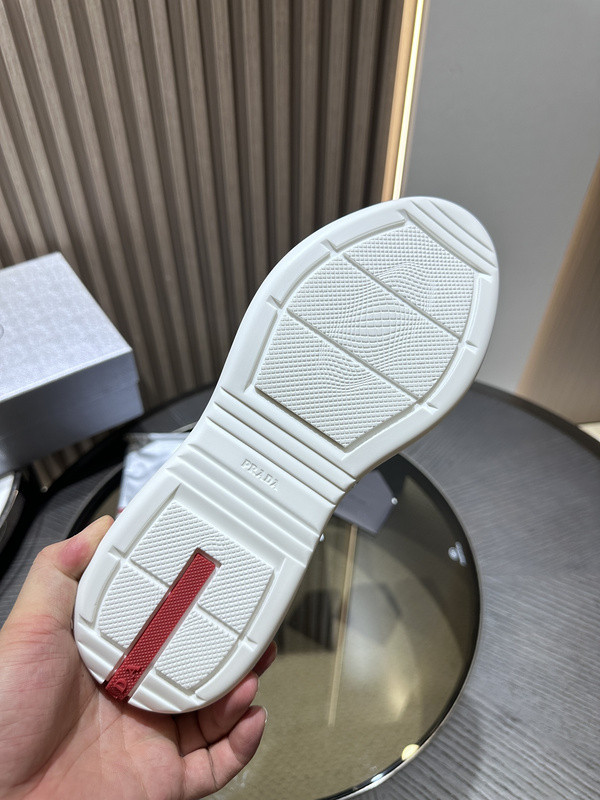 PA Low Sneakers