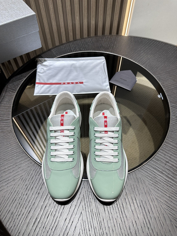 PA Low Sneakers