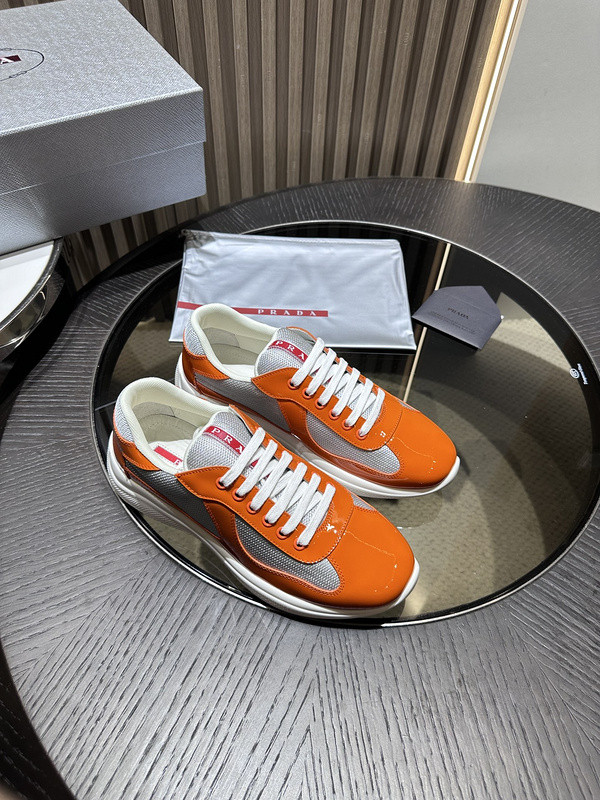 PA Low Sneakers