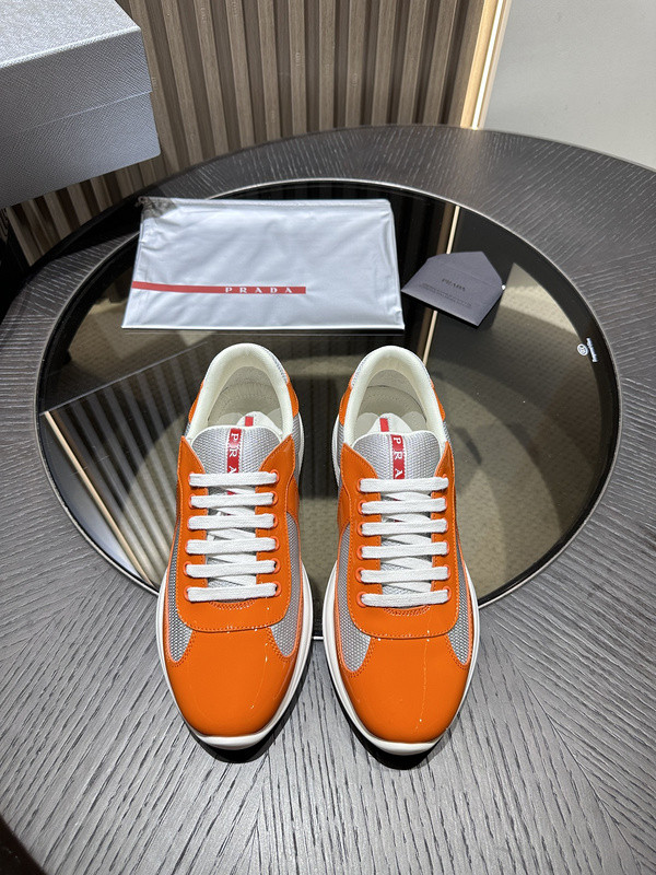 PA Low Sneakers