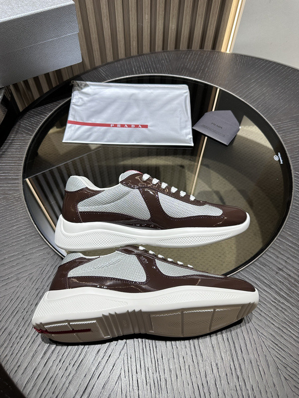PA Low Sneakers