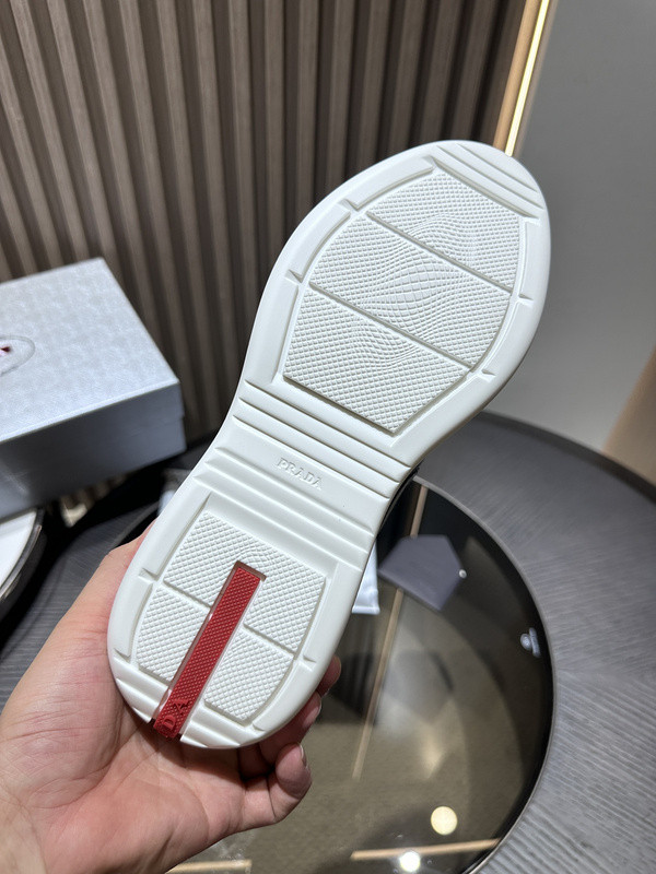 PA Low Sneakers