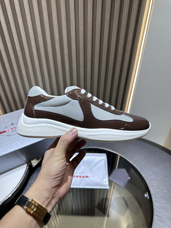 PA Low Sneakers
