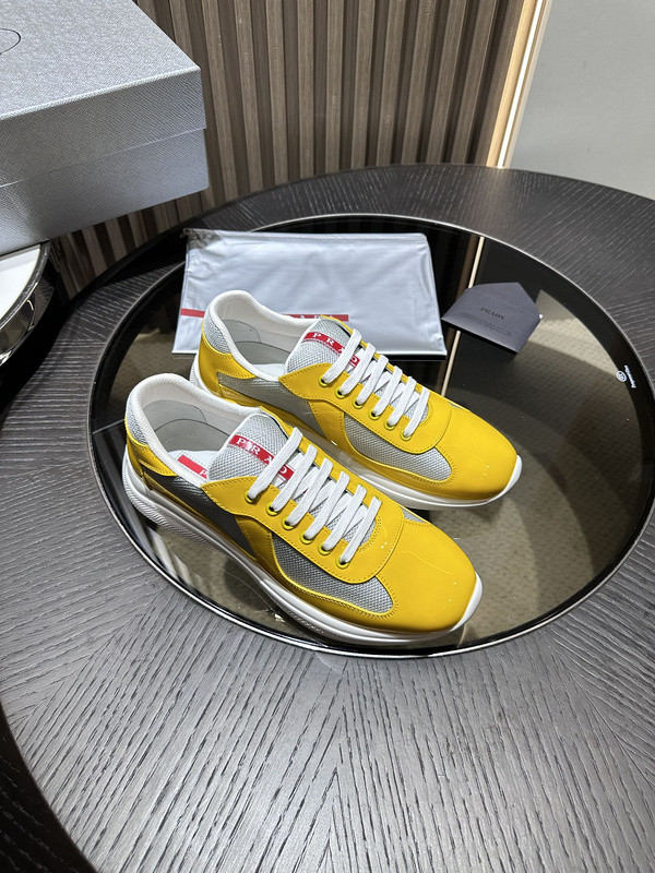 PA Low Sneakers