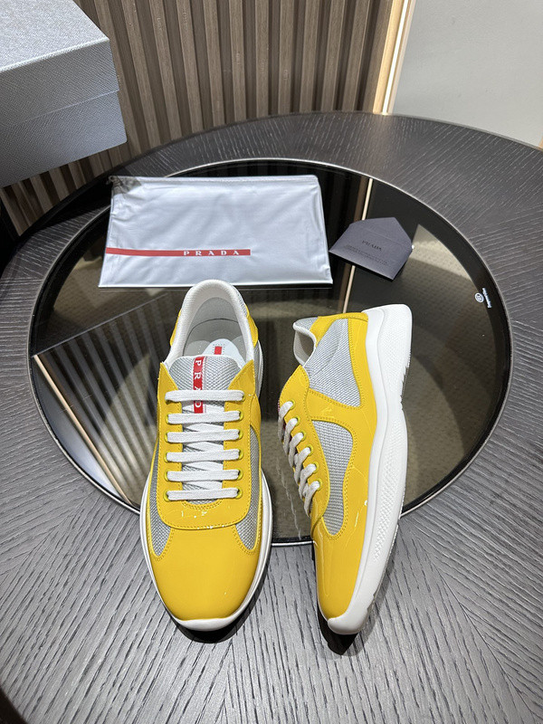 PA Low Sneakers