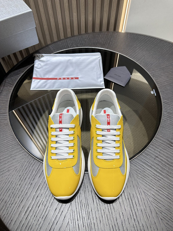 PA Low Sneakers