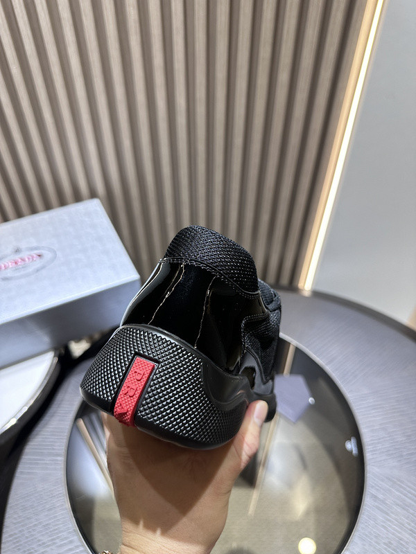 PA Low Sneakers