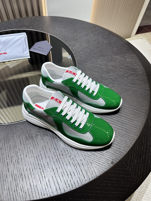 PA Low Sneakers