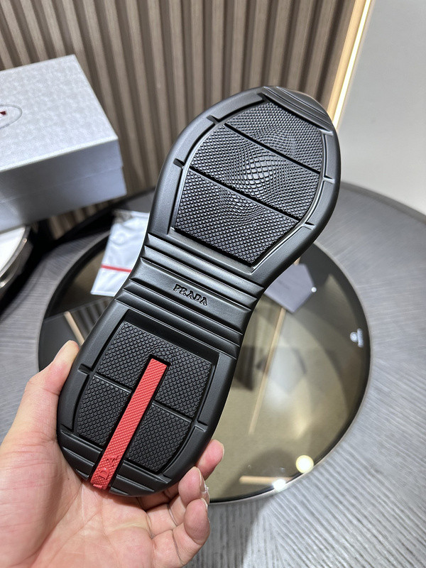 PA Low Sneakers
