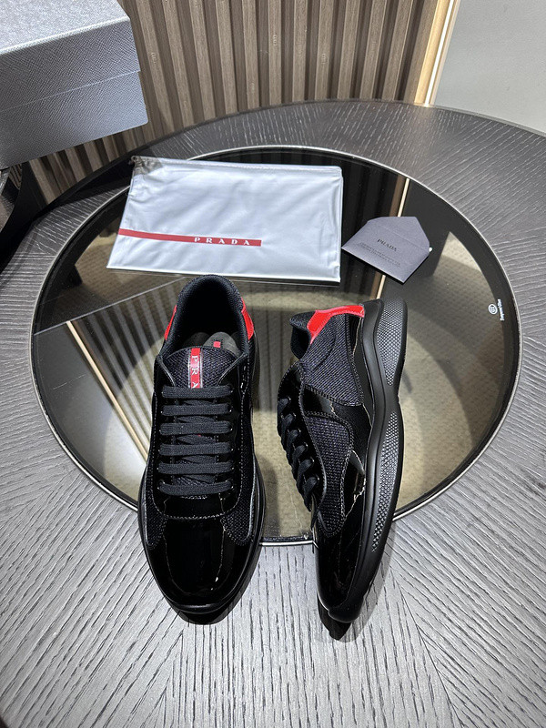 PA Low Sneakers