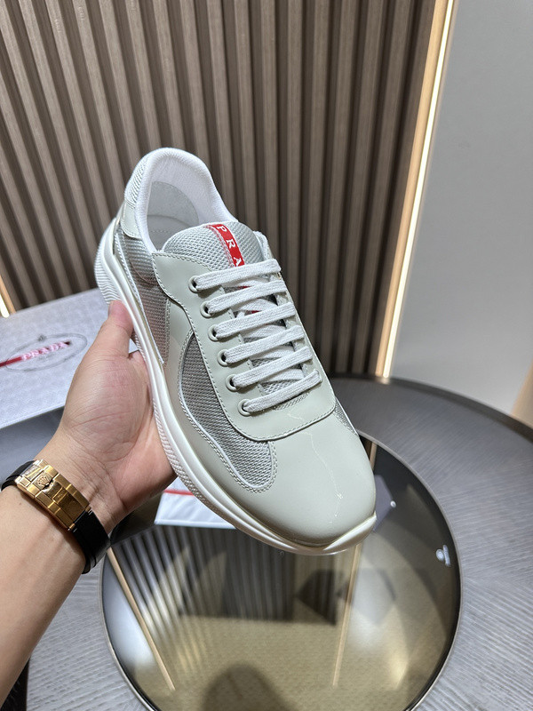 PA Low Sneakers