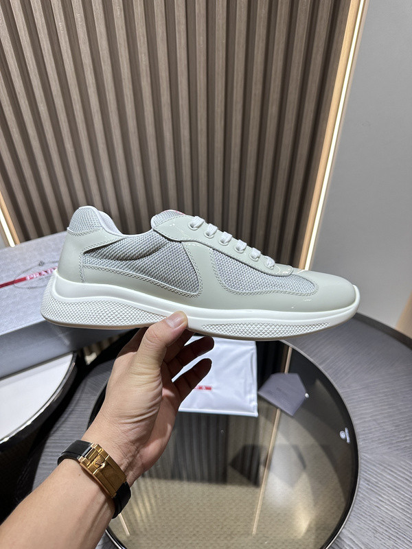 PA Low Sneakers