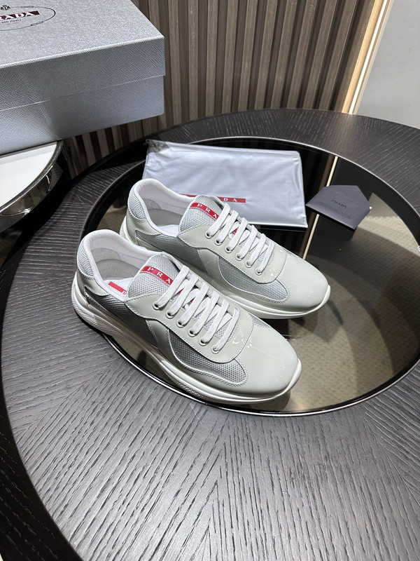 PA Low Sneakers