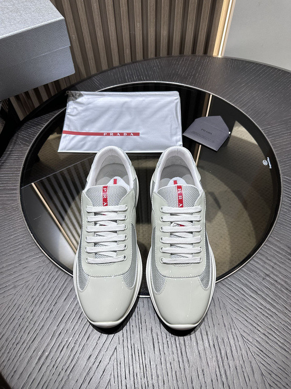 PA Low Sneakers
