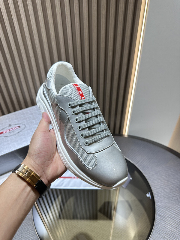 PA Low Sneakers