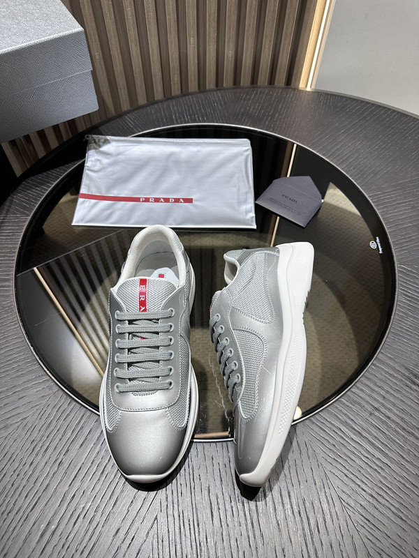 PA Low Sneakers
