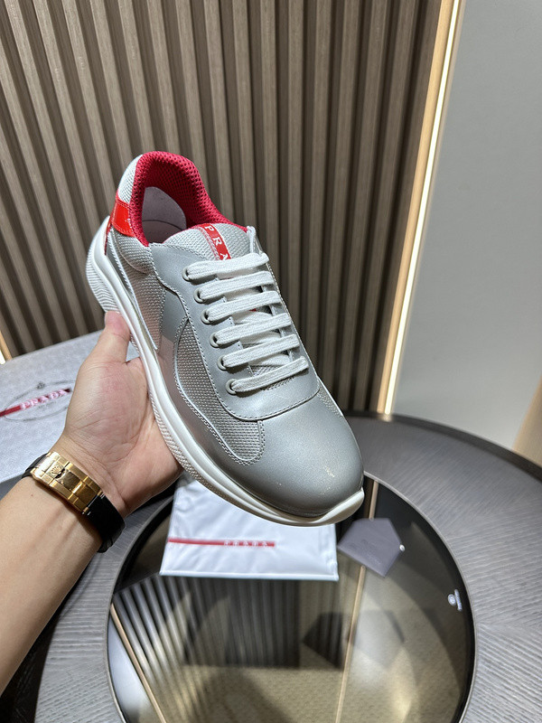 PA Low Sneakers