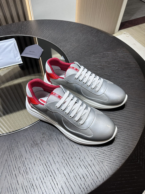 PA Low Sneakers
