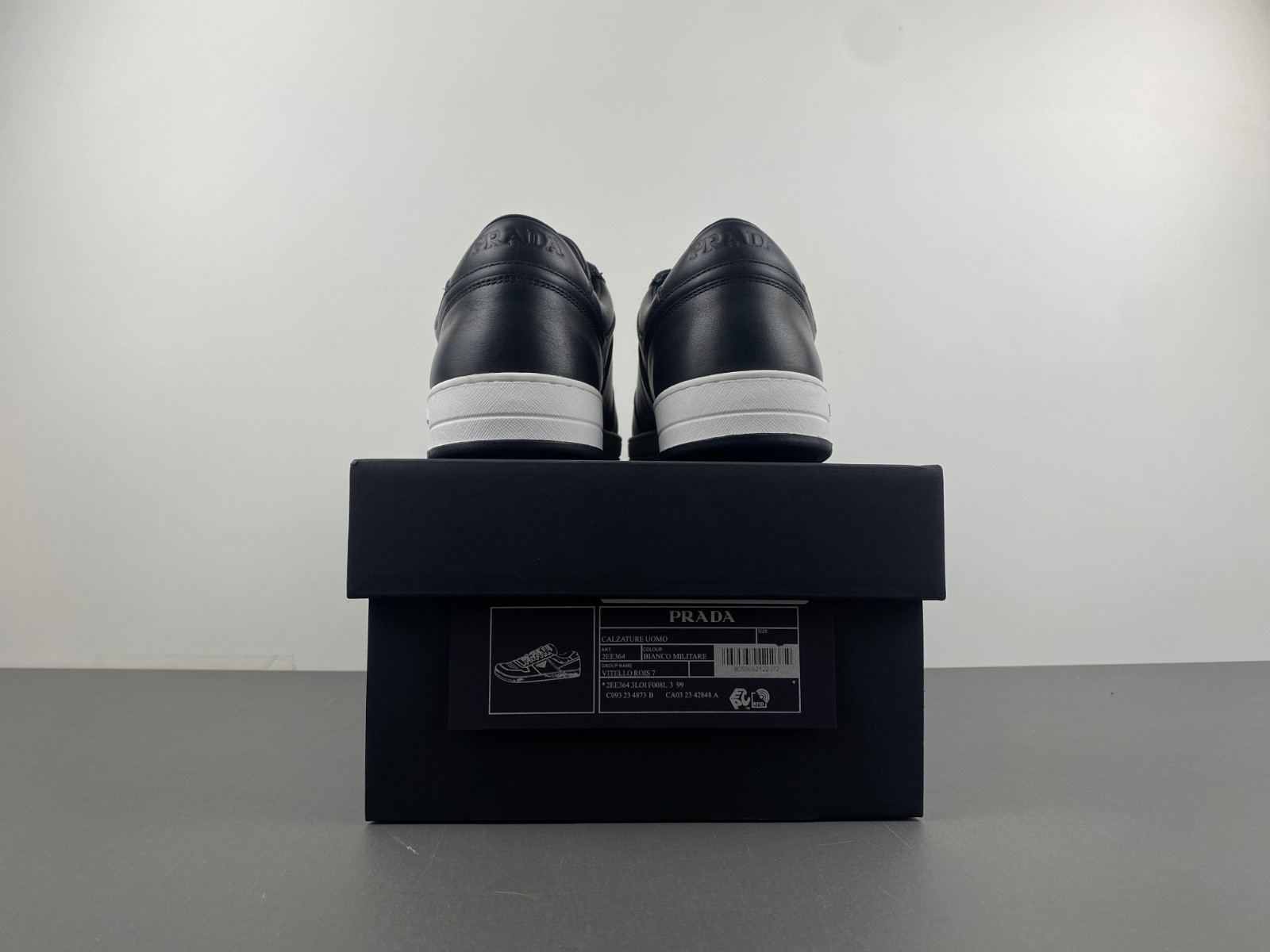 PA Low Sneakers