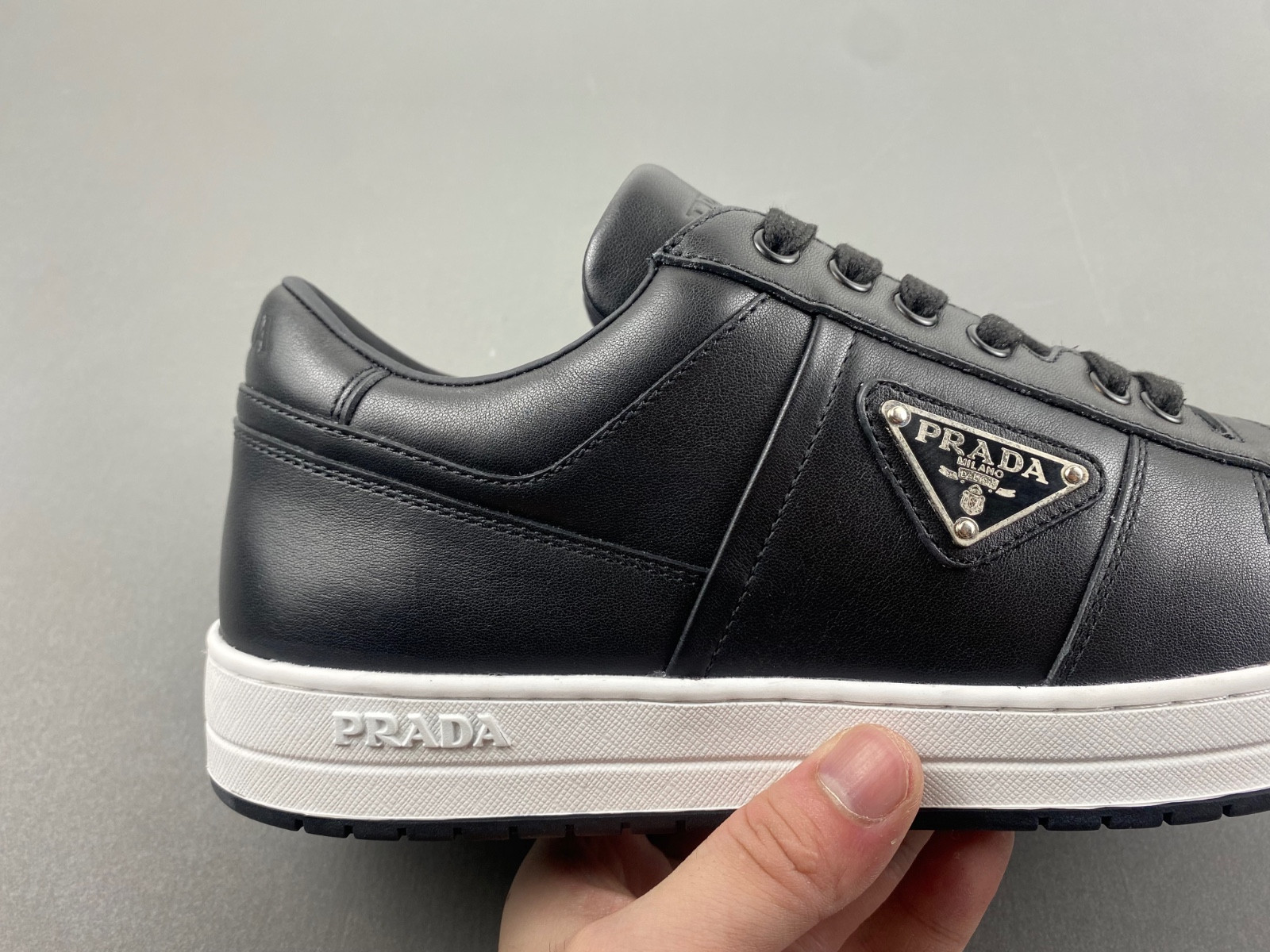 PA Low Sneakers