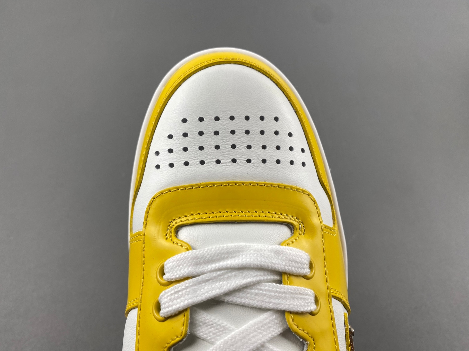 PA Low Sneakers