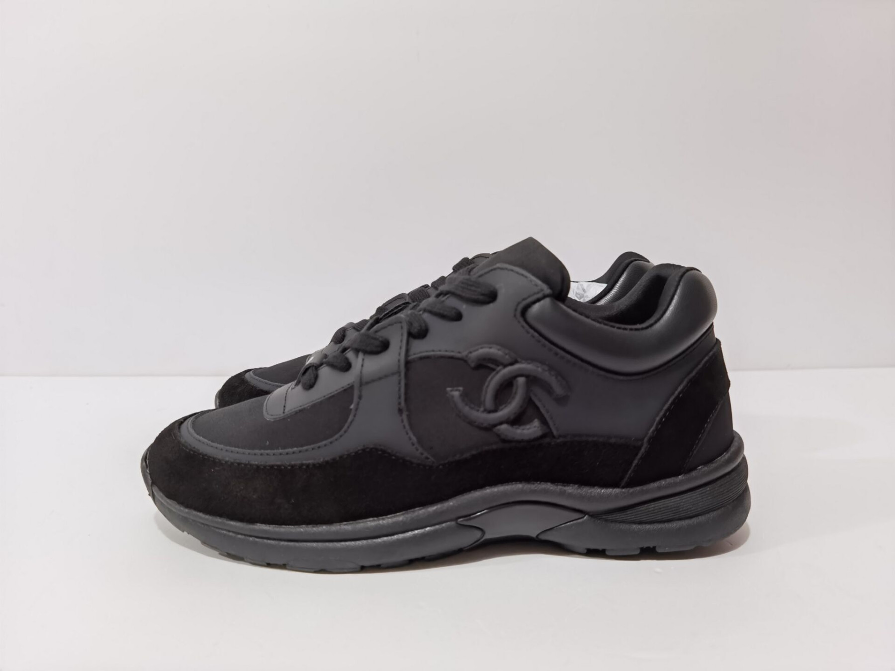 CNL Sneakers