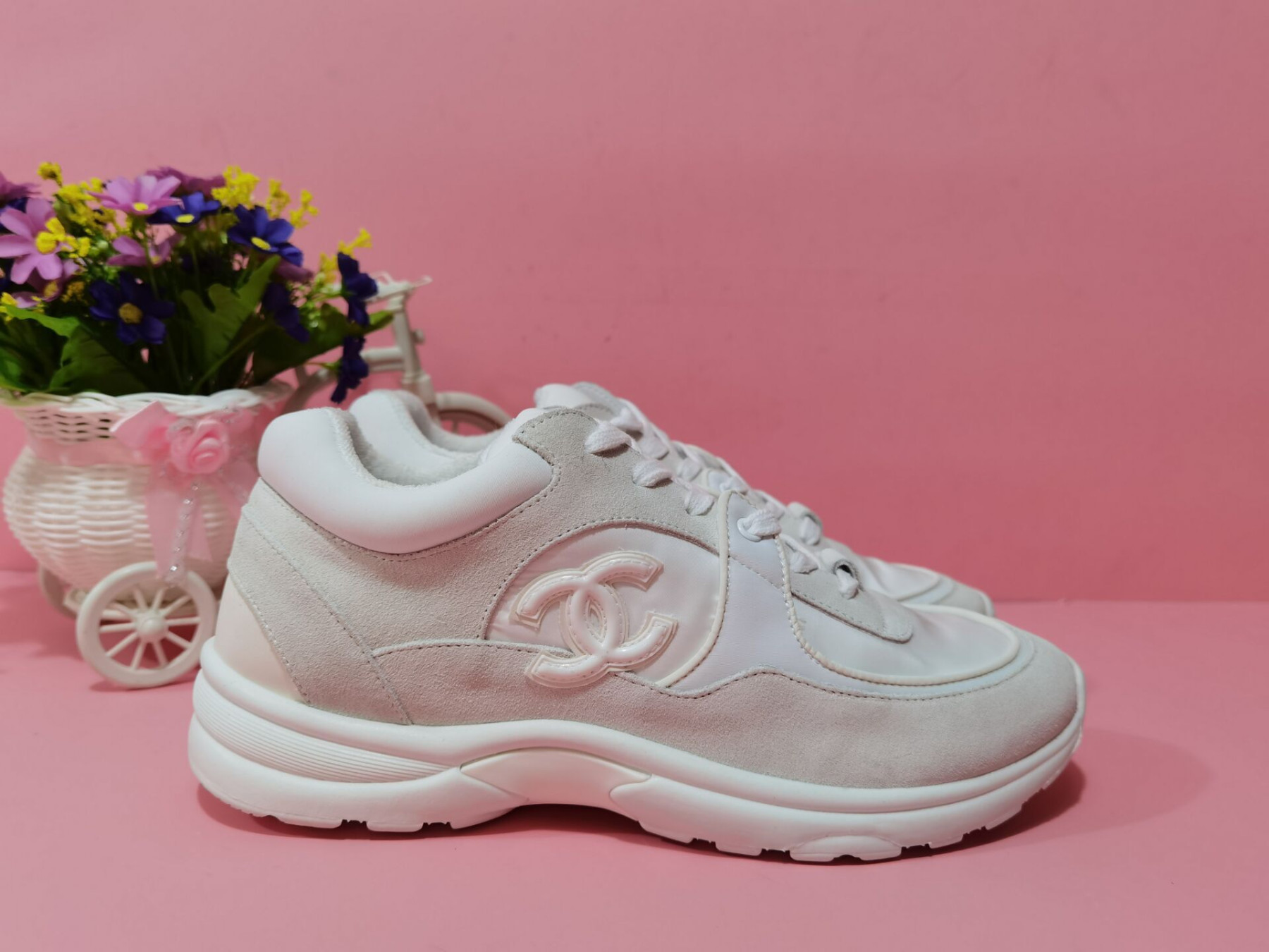 CNL Sneakers