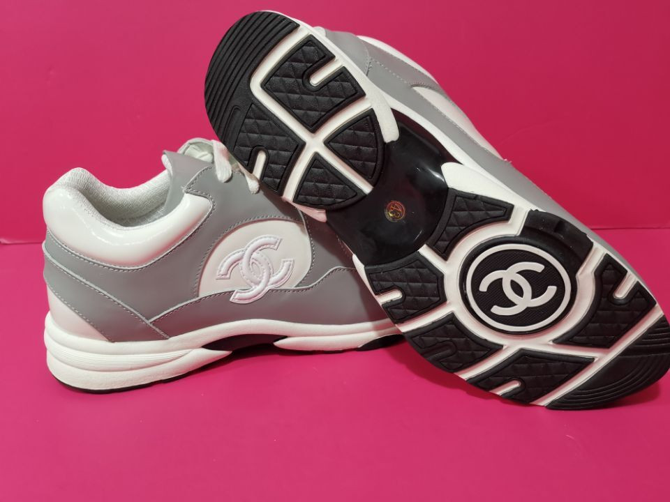 CNL Sneakers