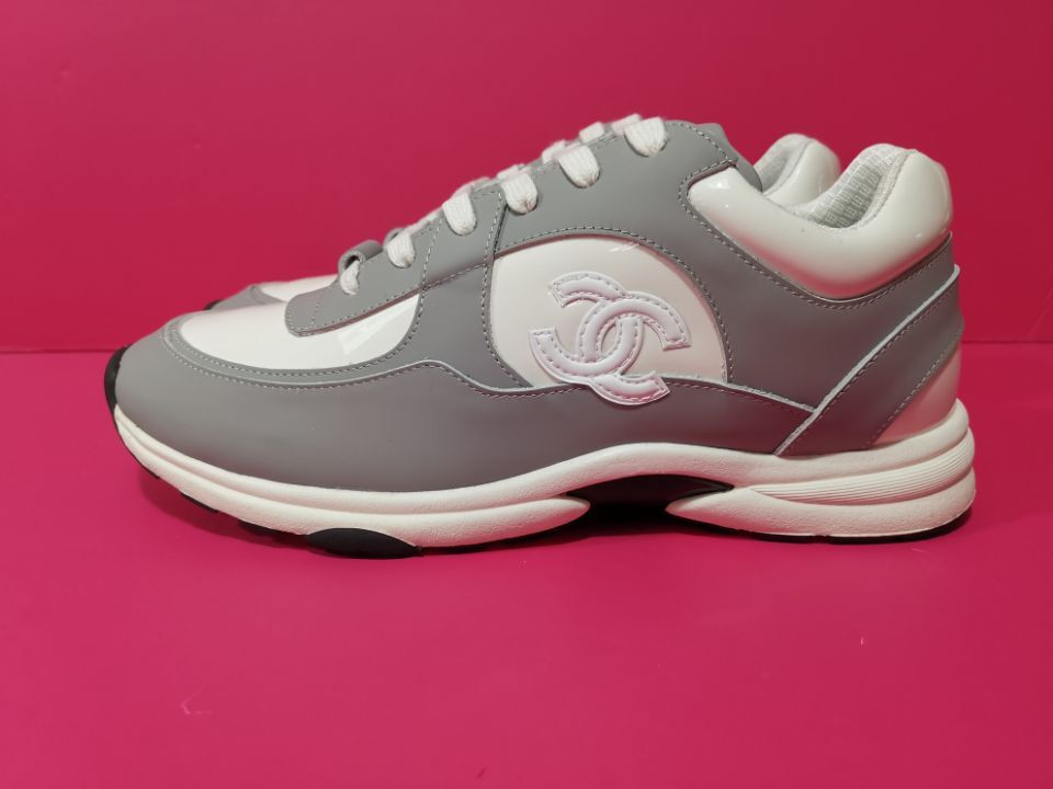 CNL Sneakers