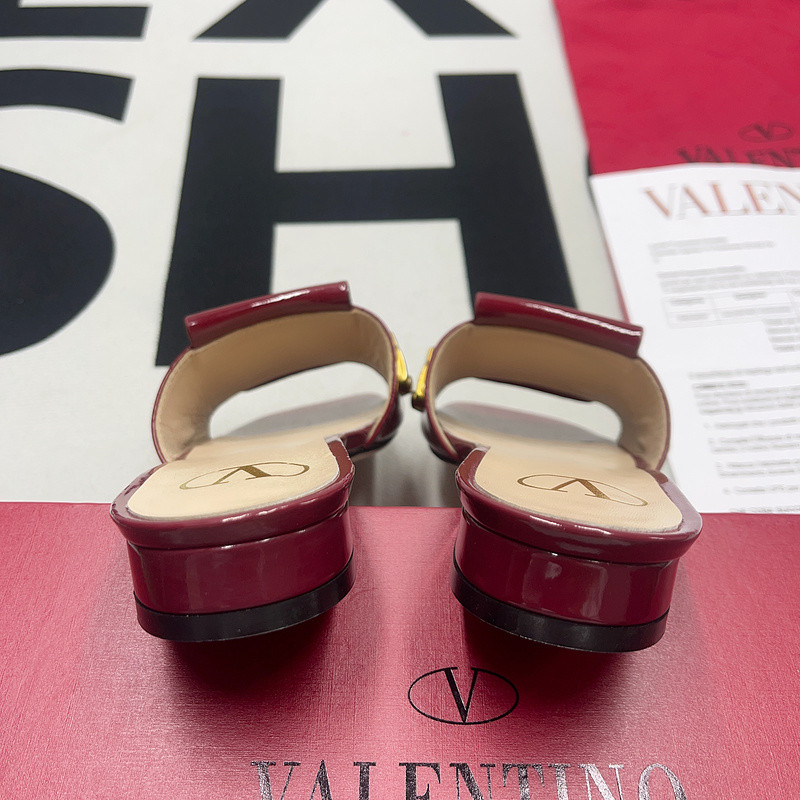 Valenti** sandals