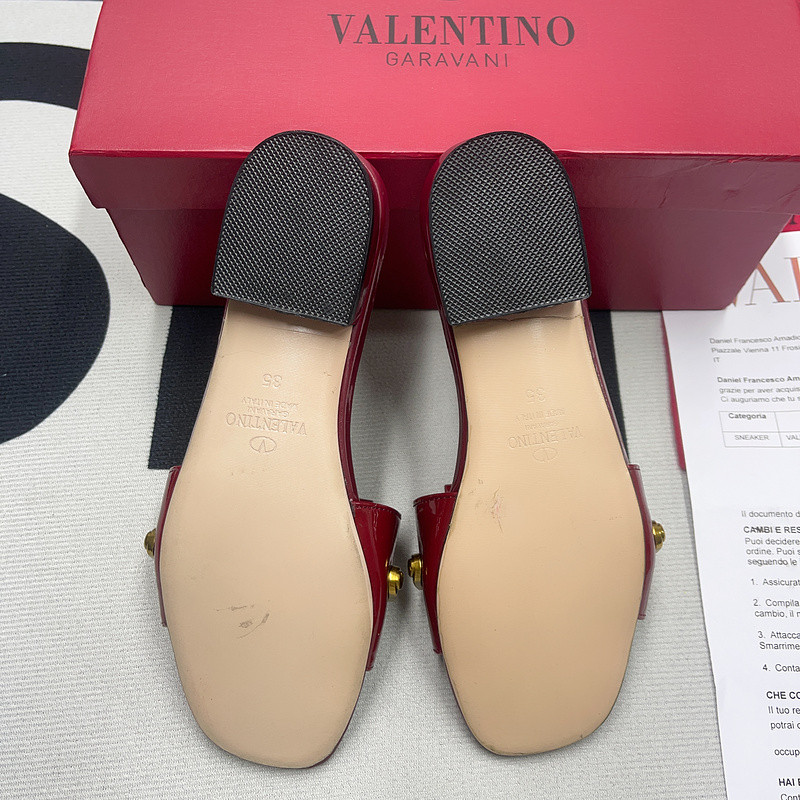 Valenti** sandals